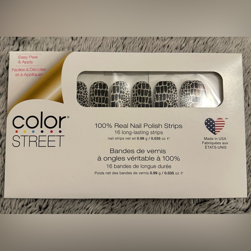 Color Street Hiss and Make Up Design